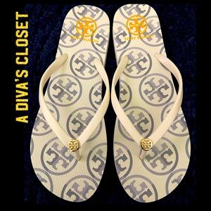 Tory Burch Ivory & Navy flip flop EUC